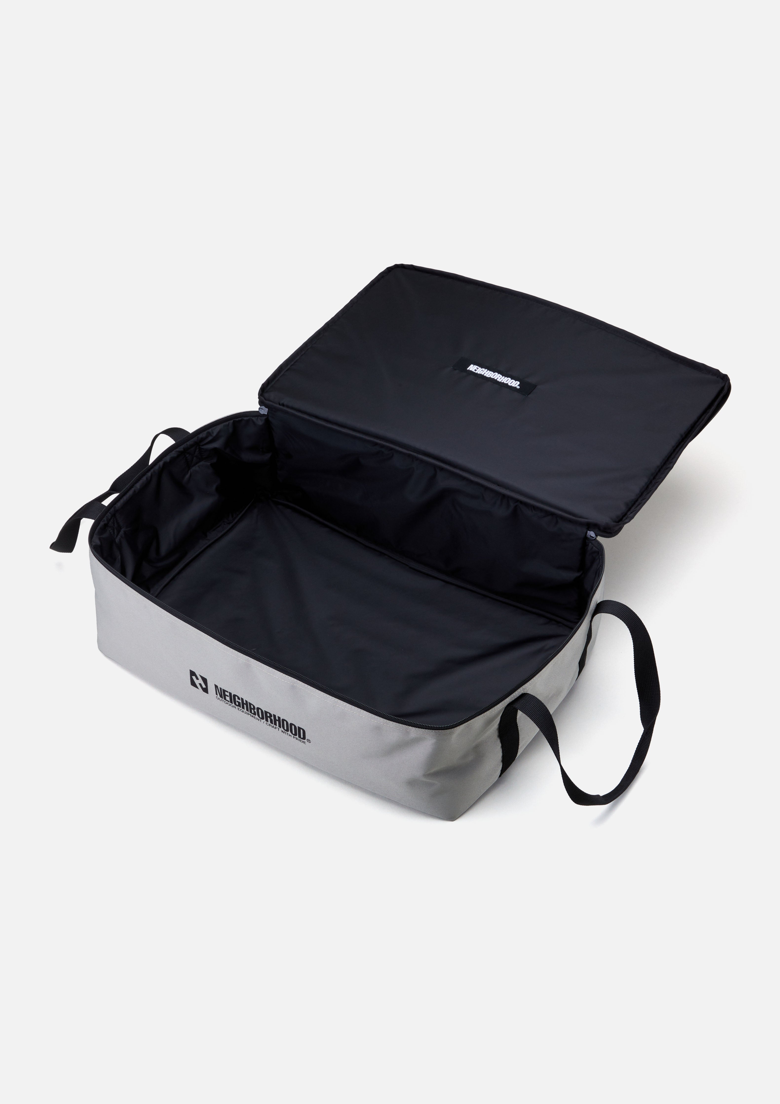 PORTABLE CASE-4