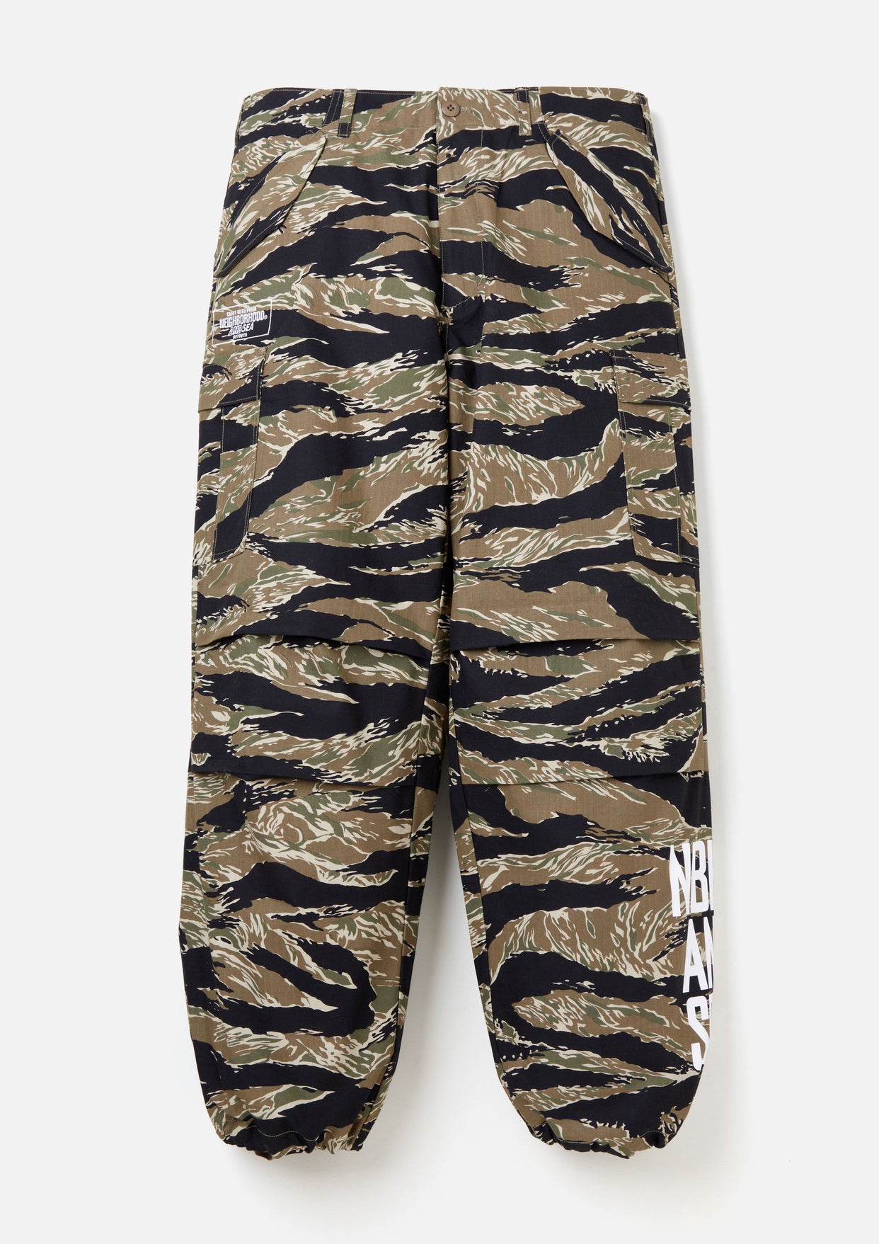 NH X WIND AND SEA . CAMOUFLAGE CARGO PANTS